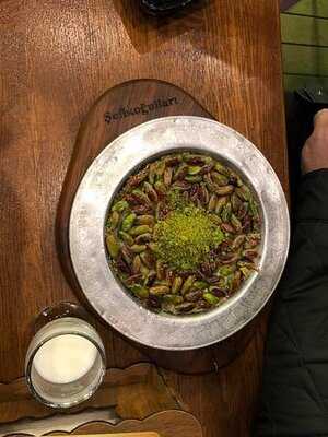 Künefe Sefikoğulları