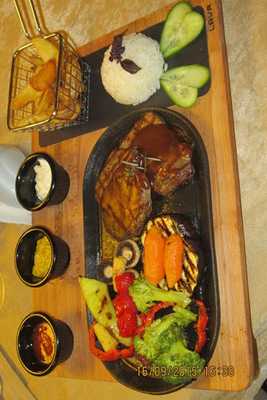 Cousin Restaurant & Bistro