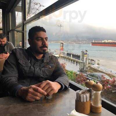 Emirgan Tarihi Çınaraltı