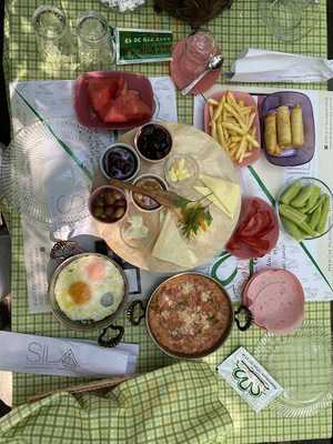 Binkılıç Saklı Bahce