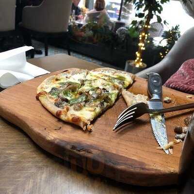 Bonamade Bakery & Eatery