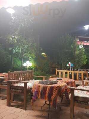 Havuzbasi Aile Cay Bahcesi & Restaurant