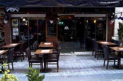 Sokak Pub Kareoke Bar