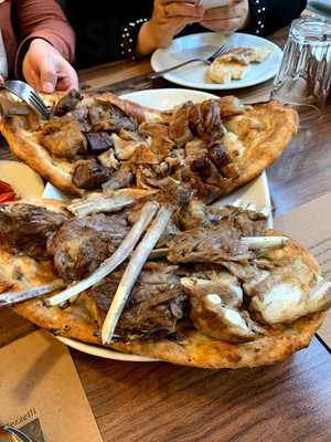 Siirt Şeref Büryan Kebap Salonu