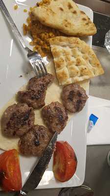 Siirt Şeref Büryan Kebap Salonu