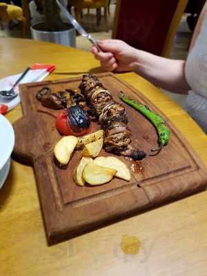 Köşkeroğlu Baklava Ve Burma Kadayıfları