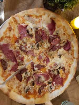 Galista Restaurant Cafe