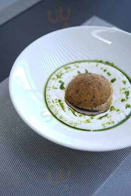 The Bro's Restaurant