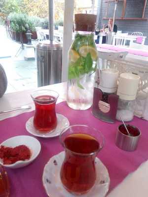 Bilir Cafe And Patisserie