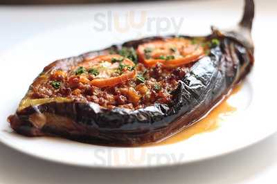 Hanci Cafe Aile Cay Bahcesi