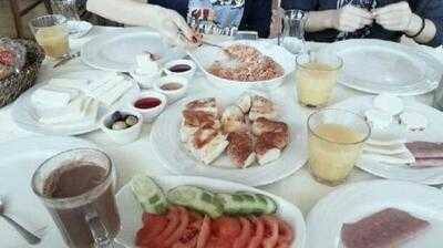 Khalkedon Cafe & Restaurant