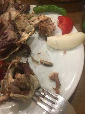 Akdeniz İşkembe Ve Pide Salonu