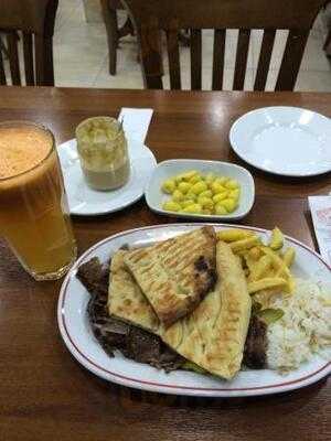 Meşhur Sedef Dönerci