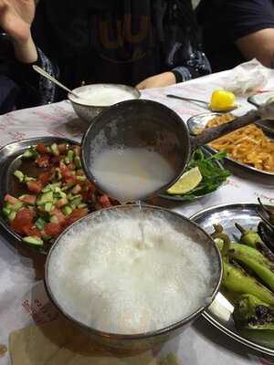 Gökkuşağı Evi Meze Ve Ev Yemekleri