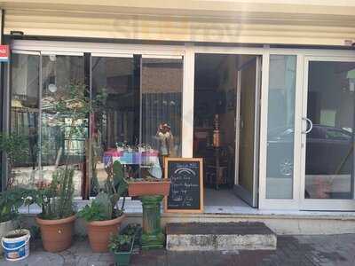 Gökkuşağı Evi Meze Ve Ev Yemekleri