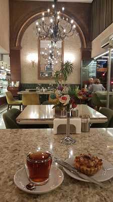 Gulsoy Cafe & Patisserie