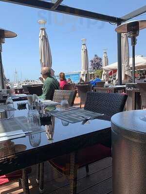 Divan Brasserie Kalamış