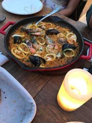 Capricorn Restaurant