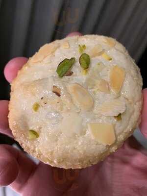 Darchin Sweets & Cakes