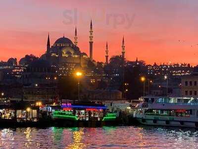 Galata Sanat Cafe & Restaurant