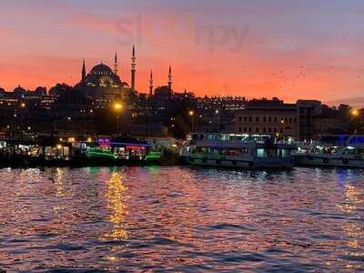 Galata Sanat Cafe & Restaurant