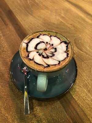 Loop Garden Cafe Restaurant