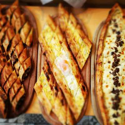 Pide De Samsun