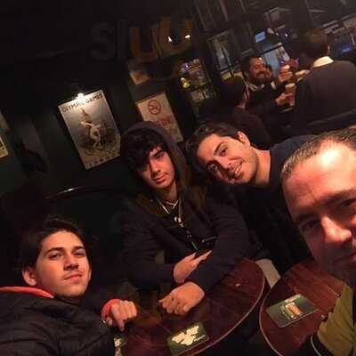 Zeplin Pub & Delicatessen