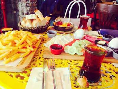 Cadıköy Cafe