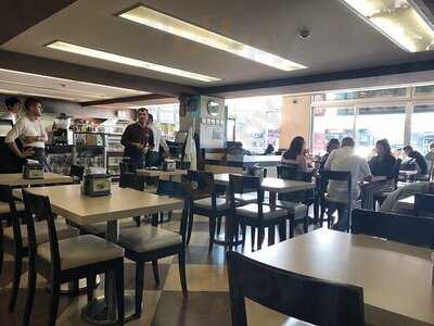 Kadıköy Saray Muhallebicisi