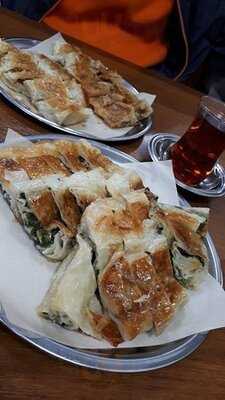 Kadikoy Merkez Borekcisi