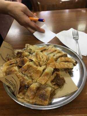 Kadikoy Merkez Borekcisi