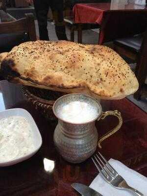 Oz Urfa Kebap & Lahmacun