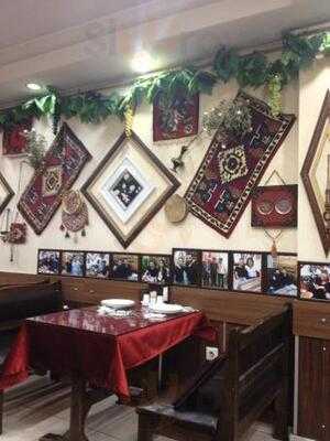 Oz Urfa Kebap & Lahmacun