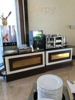 Belvedere Restaurant & Bar