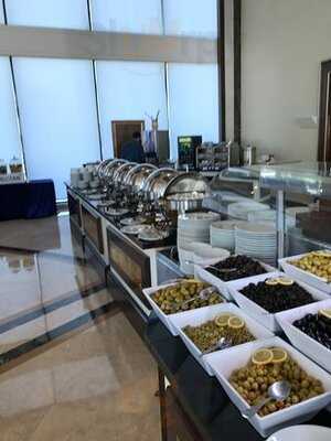 Belvedere Restaurant & Bar