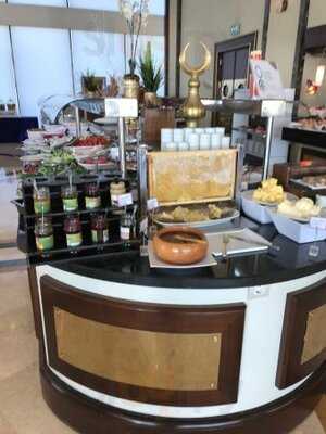 Belvedere Restaurant & Bar