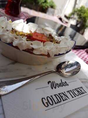 Willy Wonka Chocolate