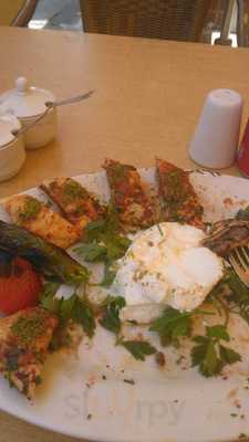 Binbir Tadım Döner