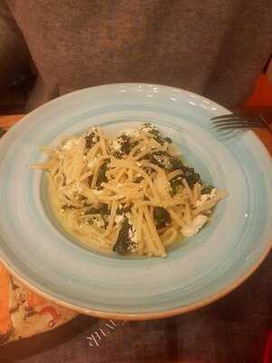 La Piatto Bistro & Şarküteri