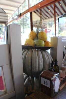 Mihmandar Et Lokantası & Cafe