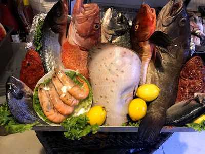 İstiridye Balık Lokantası