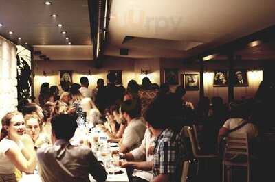 Feraye Restaurant & Bar