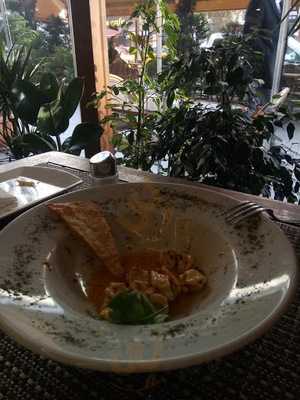 Monocafe & Brasserie