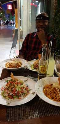 Monocafe & Brasserie