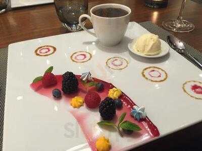 Elements Restaurant & Bar