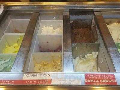 Beşiktaş Roma Dondurmacısı