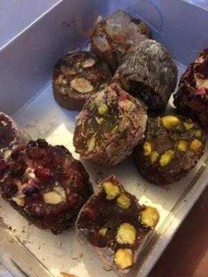 Aziz Usta Burma Kadayıf & Baklava