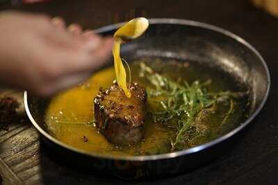 Huber Cafe & Restaurant