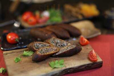 Huber Cafe & Restaurant